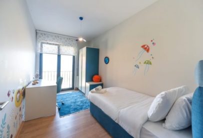 three bed room suites6